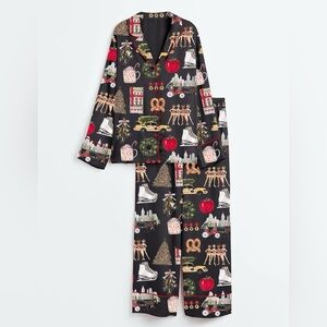 Women’s Festive Black New York Print Pajamas